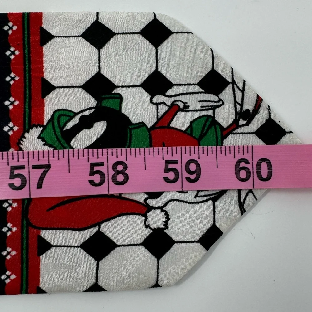 Vintage 90's Looney Tunes Mania Christmas Neck‎ Tie, Taz, Bugs, Marvin, Daffy